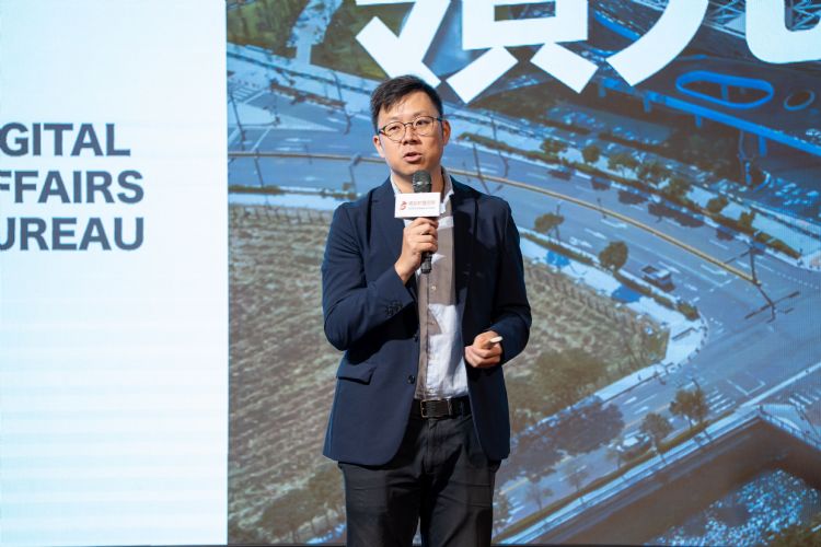 臺中市政府數位發展局林谷隆局長。精誠軟體服務